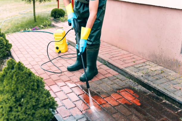 Best Garage Pressure Washing  in Lisbon, OH