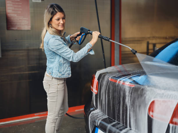Best Roof Power Washing Services  in Lisbon, OH
